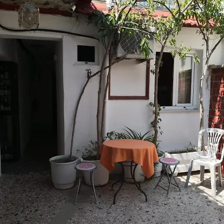 Old Town Single Hostel