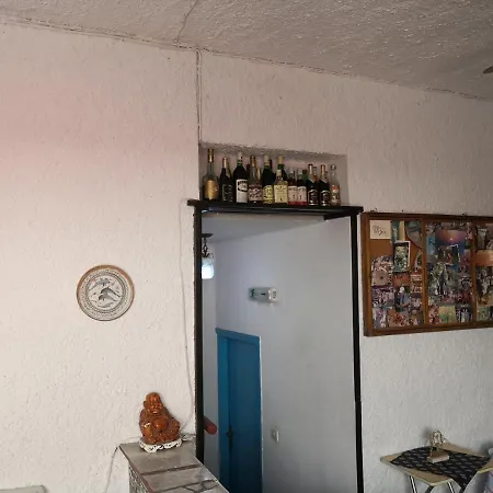 Old Town Single Hostel *